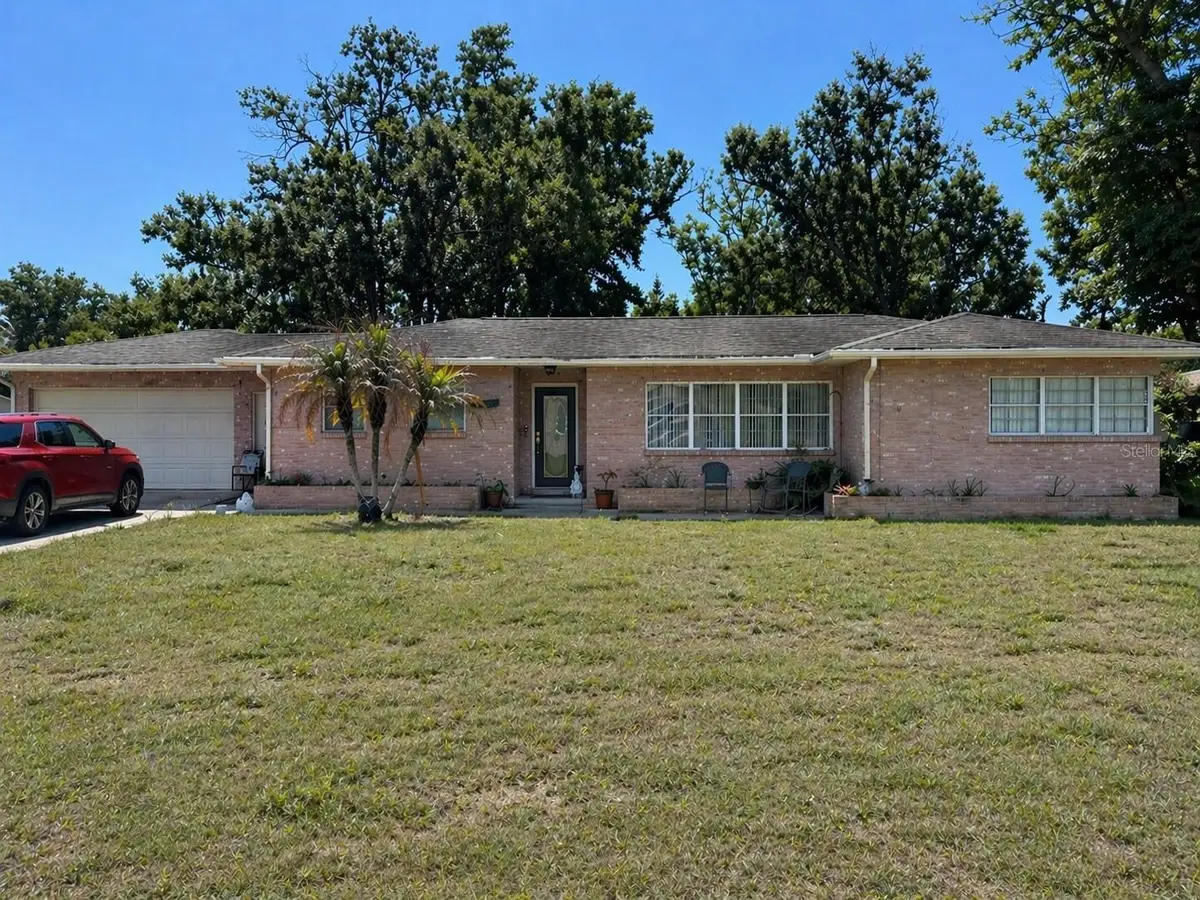 1507 Meadowridge Drive, Valrico, FL 33596 - #1