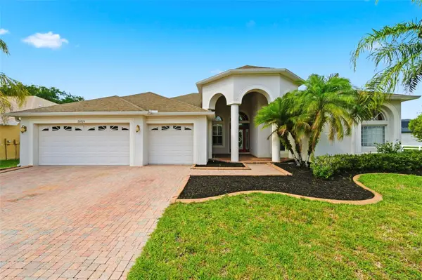 20929 Siena Lake Road, LAND O LAKES, FL 34638