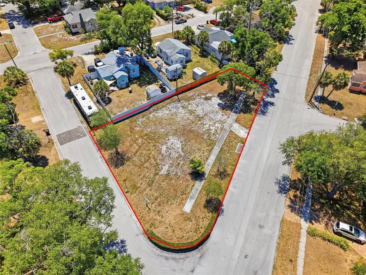 4716 Iris Street N, Saint Petersburg, FL 33714 - #1