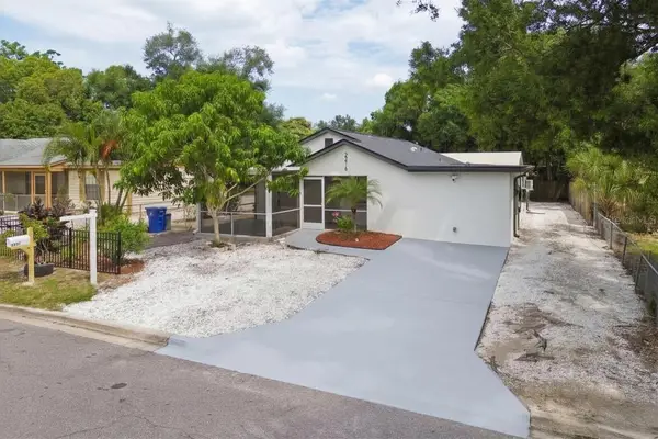2216 12th Avenue W, BRADENTON, FL 34205