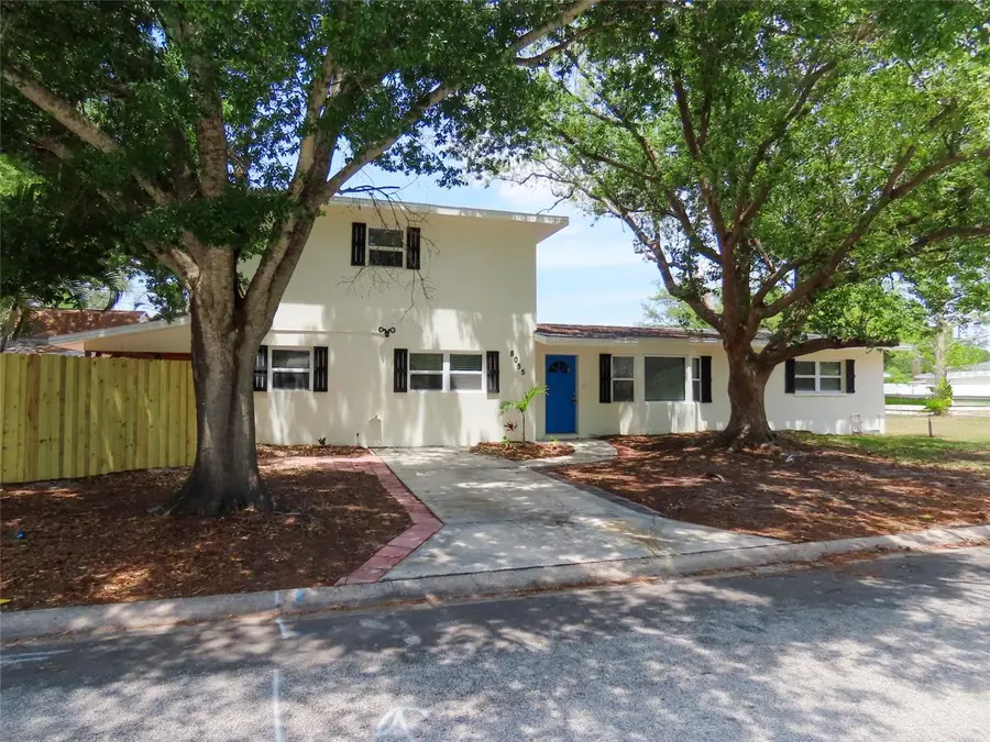 8055 33rd Avenue N, Saint Petersburg, FL 33710 - #3