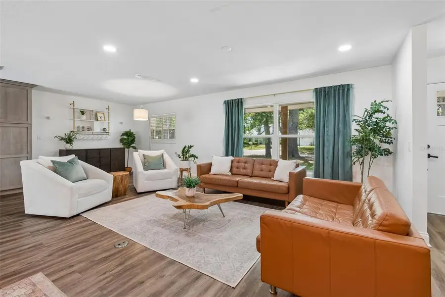 2540 Lake Ellen Circle, Tampa, FL 33618 - #2