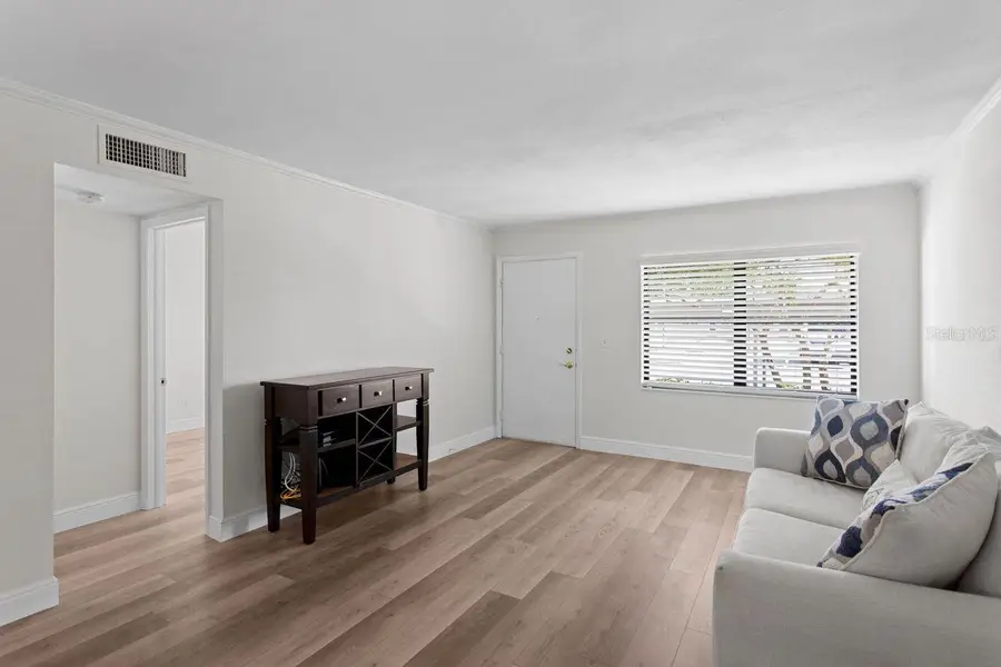 4910 Bay Street Ne #111, Saint Petersburg, FL 33703 - #3
