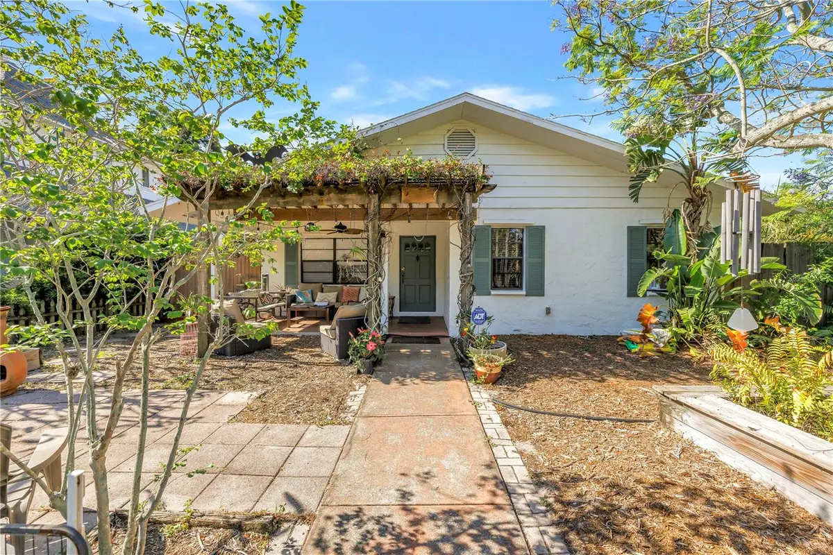 216 16th Avenue Se, Saint Petersburg, FL 33701 - #1