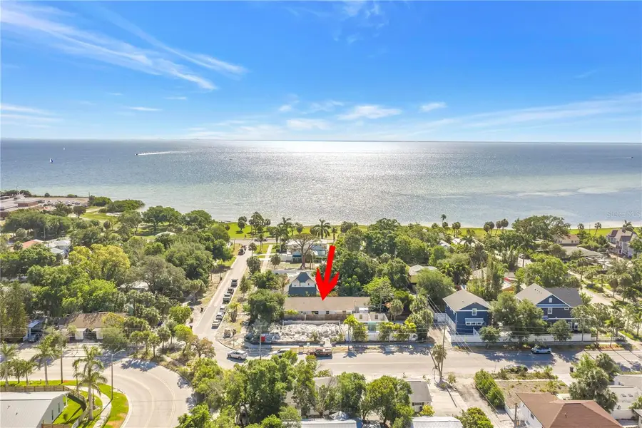 216 16th Avenue Se, Saint Petersburg, FL 33701 - #2