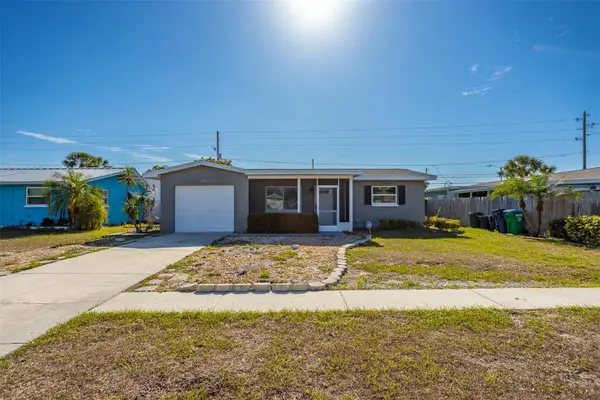9317 Crestview Street, SEMINOLE, FL 33772