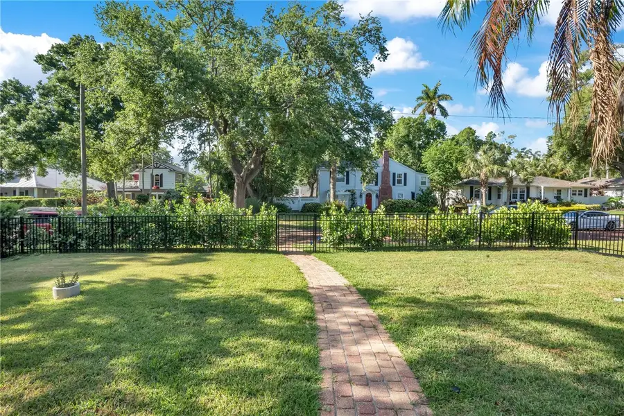 145 27th Avenue N, Saint Petersburg, FL 33704 - #3