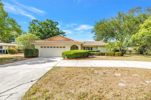 12897 88th Avenue, SEMINOLE, FL 33776