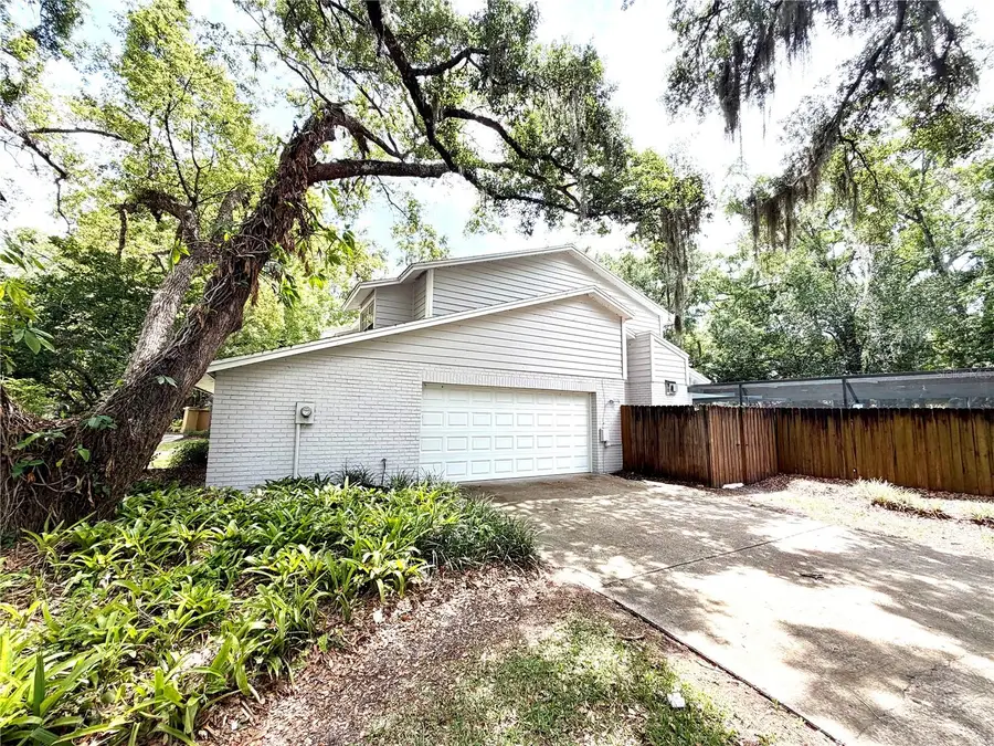 14904 Lake Forest Drive, Lutz, FL 33559 - #2