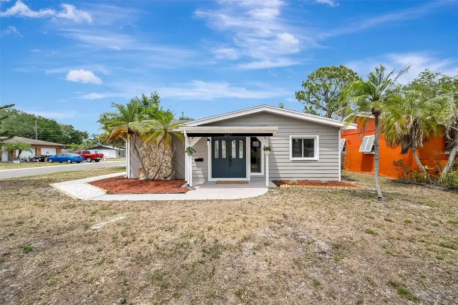 647 74th Avenue N, Saint Petersburg, FL 33702 - #2