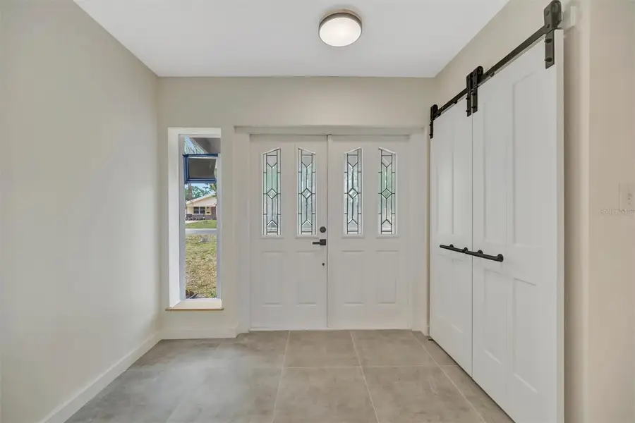647 74th Avenue N, Saint Petersburg, FL 33702 - #3