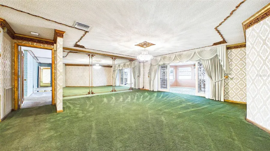 1116 N Riverhills Drive, Temple Terrace, FL 33617 - #2