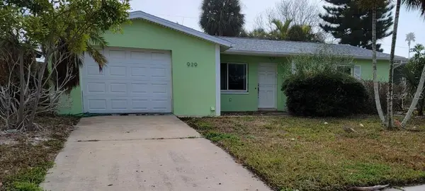 929 Bruce Avenue, CLEARWATER BEACH, FL 33767