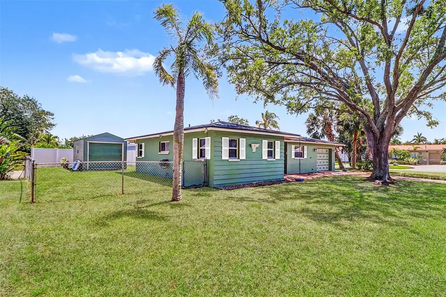 7901 3rd Street N, Saint Petersburg, FL 33702 - #3