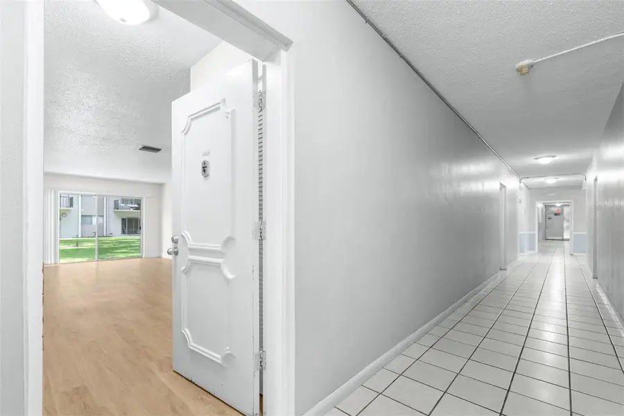 4606 W Gray Street #107, Tampa, FL 33609 - #3