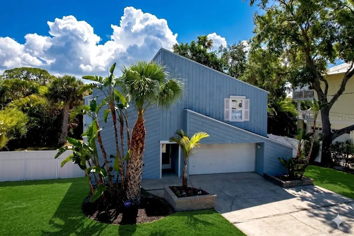 105 Peterson Lane, Palm Harbor, FL 34683 - #1
