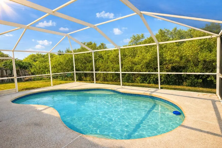 27606 Sky Lake Circle, Wesley Chapel, FL 33544 - #2