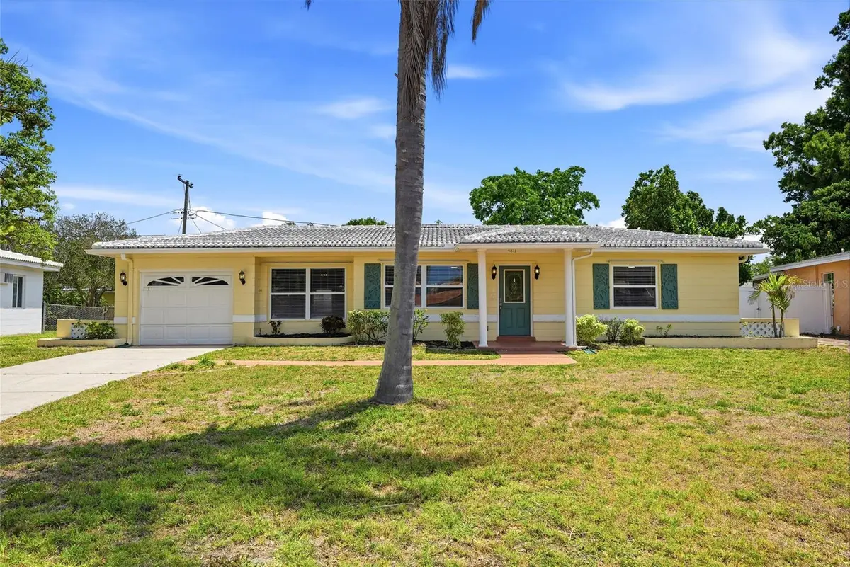 4813 Lake Charles Drive N, Kenneth City, FL 33709 - #1