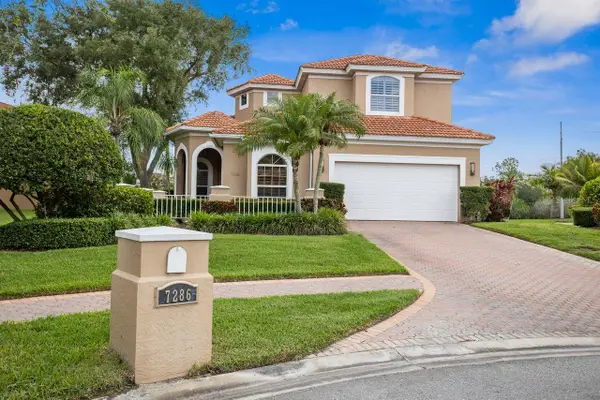 7286 Maidencane Court, SEMINOLE, FL 33777