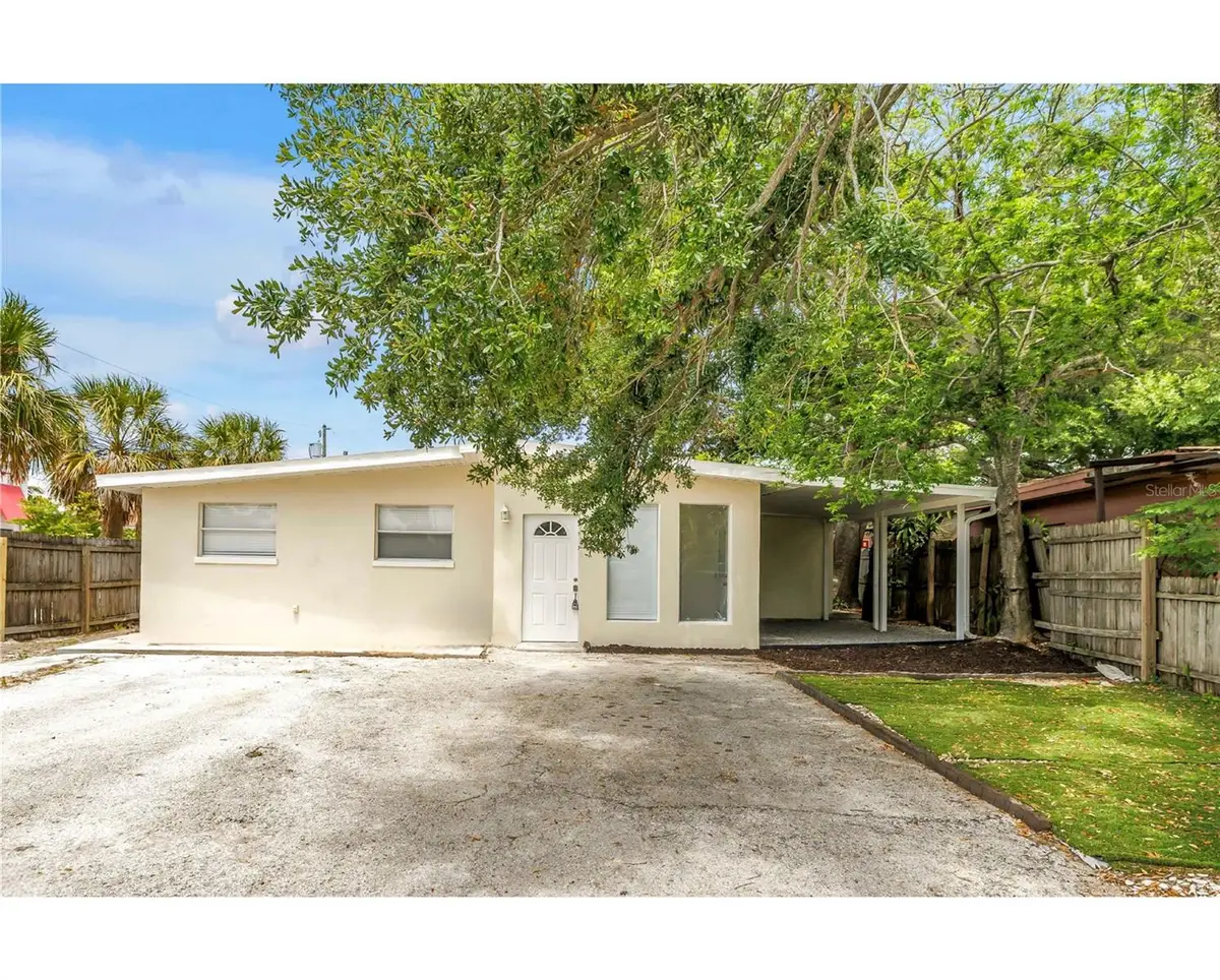 110 NE Monroe Circle N #1, Saint Petersburg, FL 33702 - #1