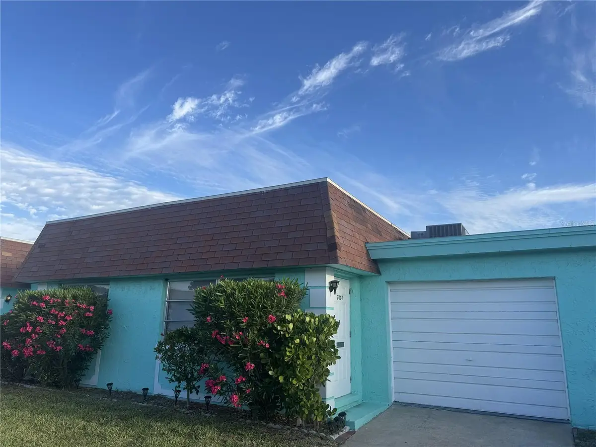 7007 Versailles N, Pinellas Park, FL 33781 - #1