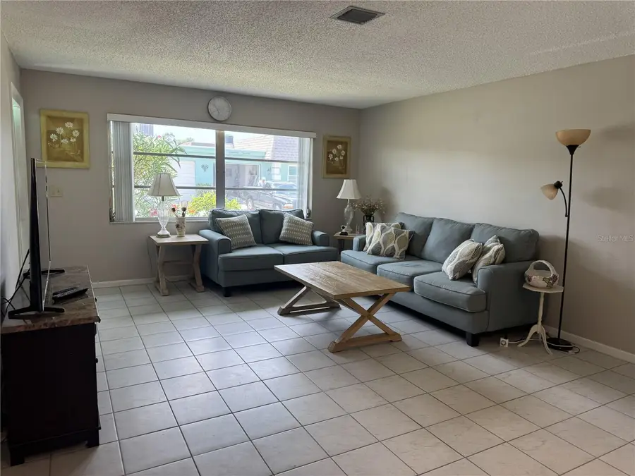 7007 Versailles N, Pinellas Park, FL 33781 - #3