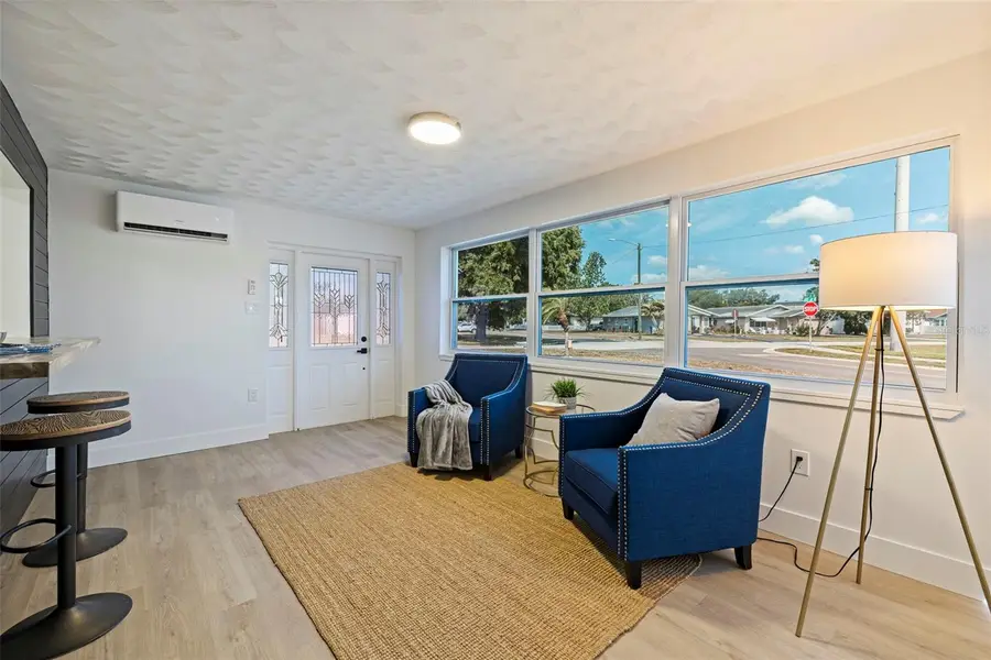 1235 45th Street N, Saint Petersburg, FL 33713 - #3