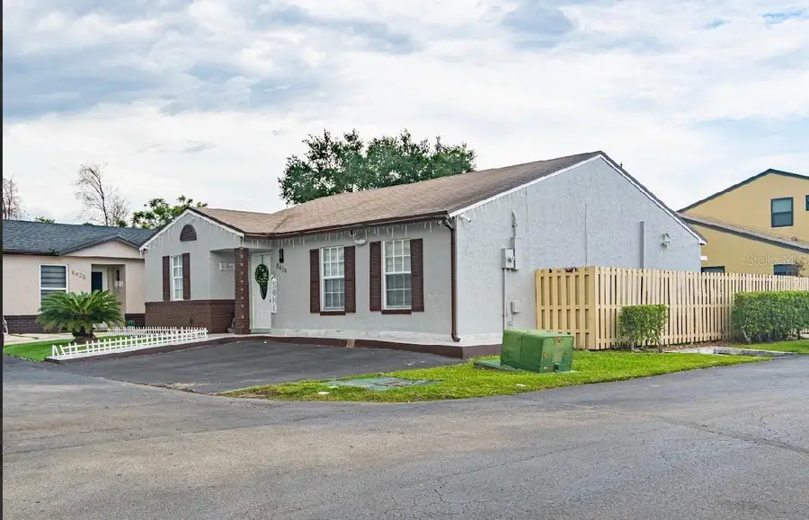 8419 Nw 193rd Ln, Hialeah, FL 33015 - #2