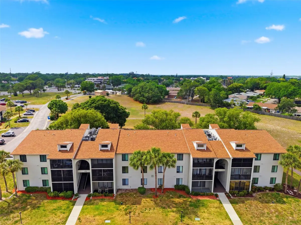 1871 Pine Ridge Way W #B2, Palm Harbor, FL 34684 - #1