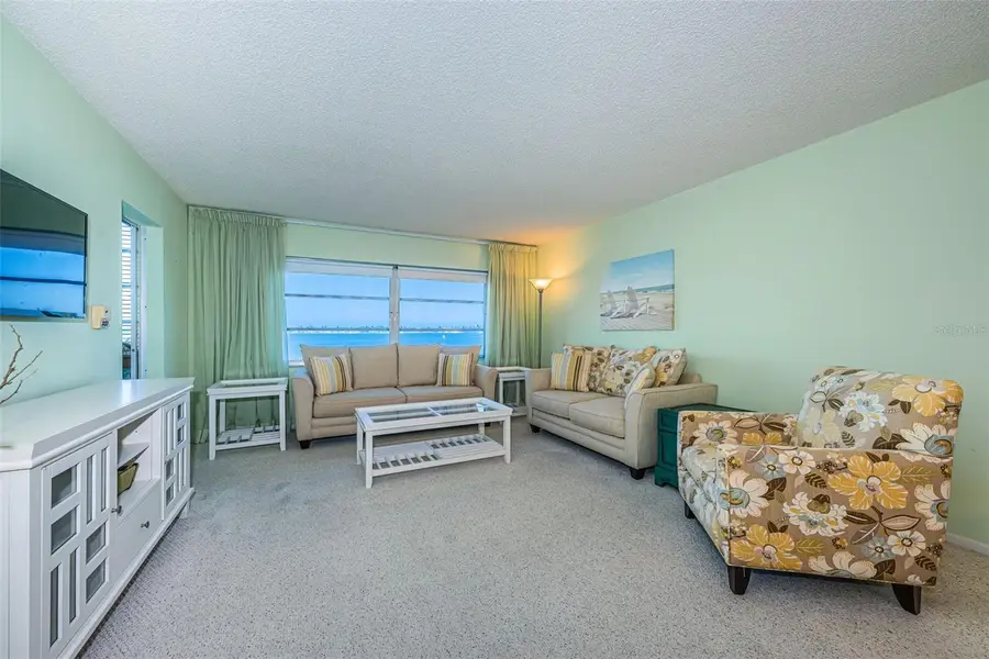 4750 Cove Circle #304, Saint Petersburg, FL 33708 - #3