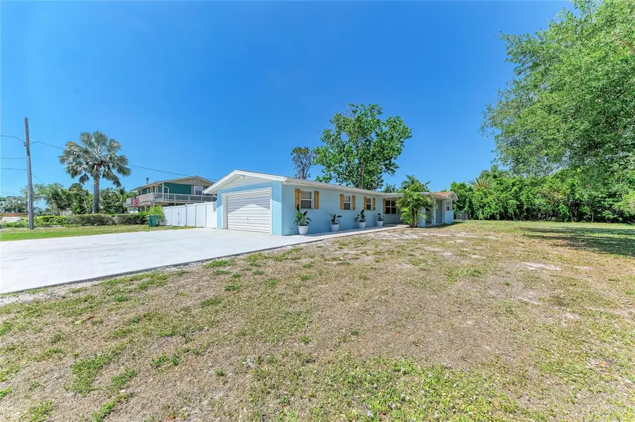 2401 10th Street W, Palmetto, FL 34221 - #2