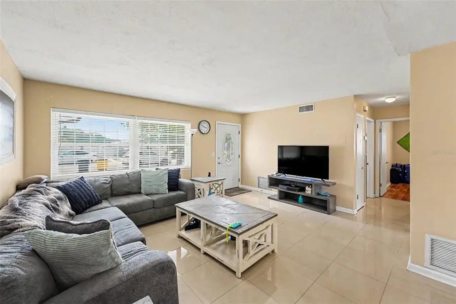 106 S Maywood Avenue, Clearwater, FL 33765 - #2