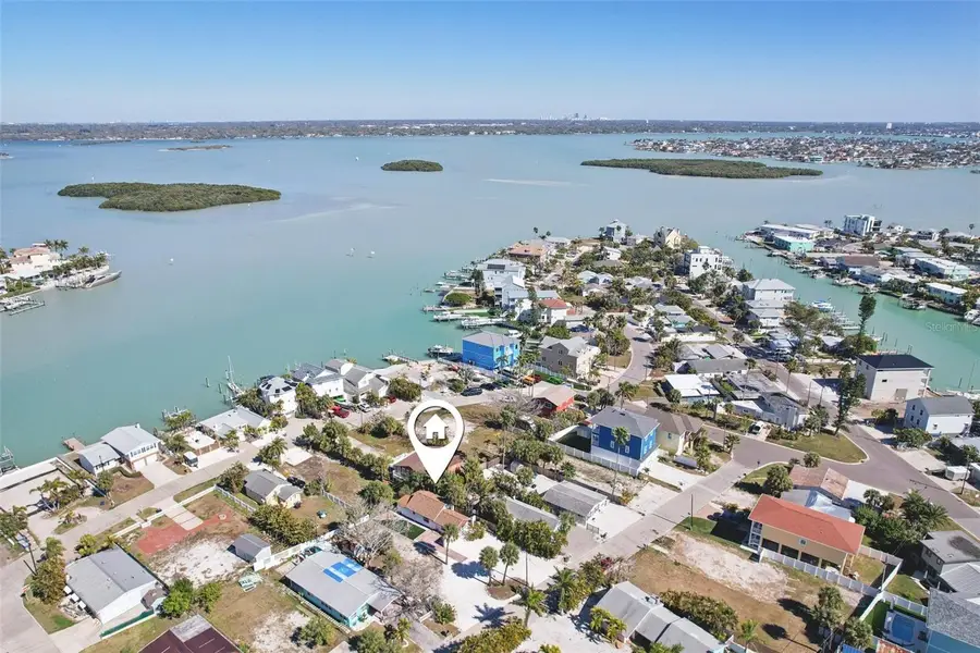 13135 4th Street E, Madeira Beach, FL 33708 - #2