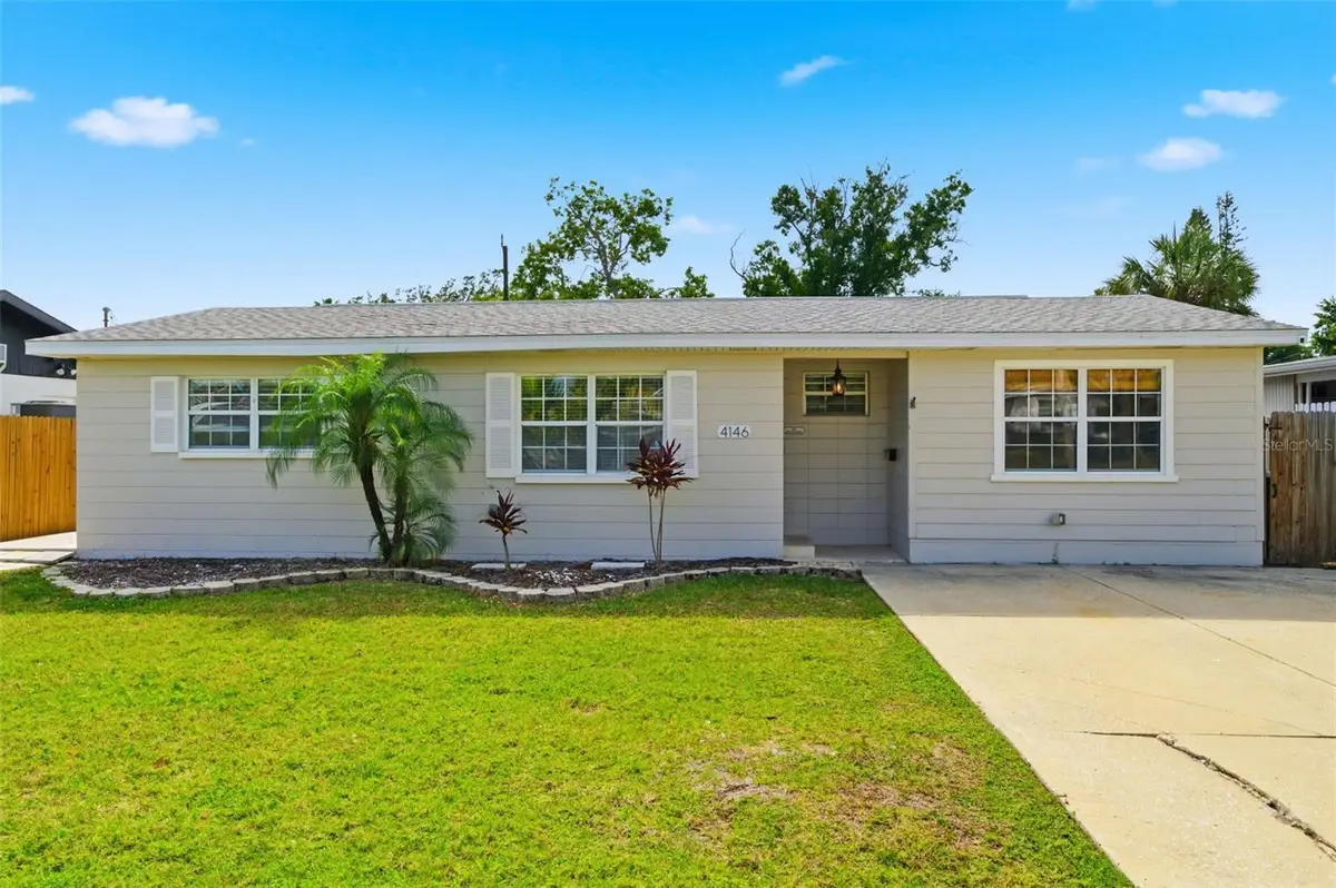 4146 Des Moines Street Ne, Saint Petersburg, FL 33703 - #1