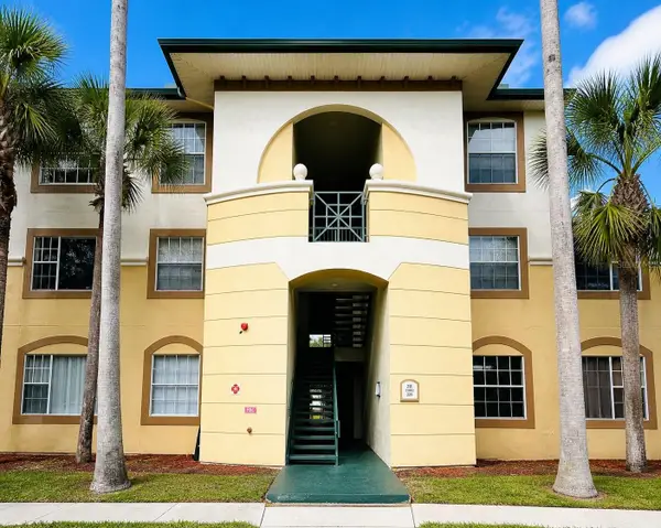 17114 Carrington Park Drive #213, TAMPA, FL 33647