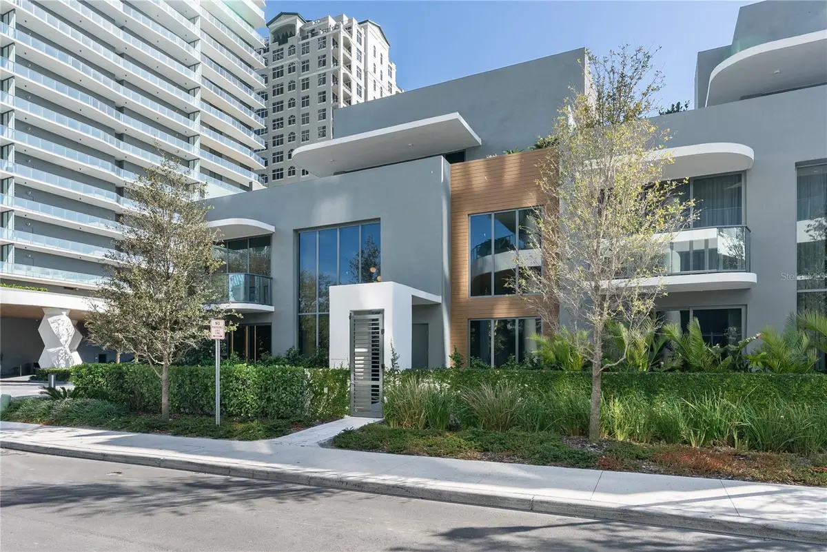 3020 W Santiago Street #1, Tampa, FL 33629 - #1