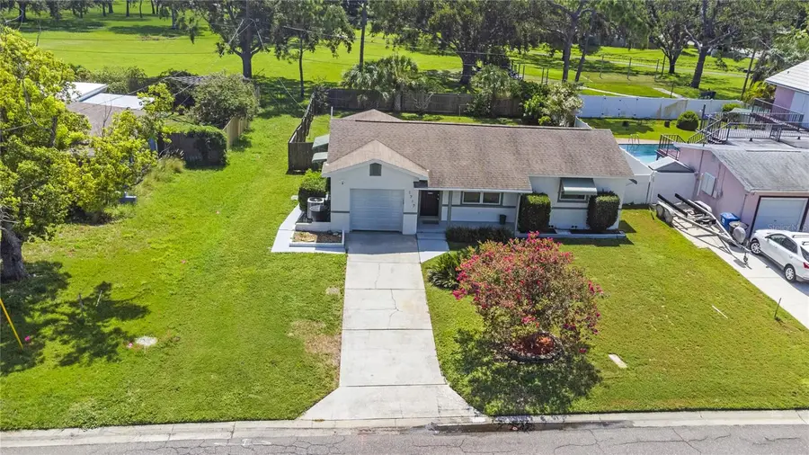 1717 Oxford Street N, Saint Petersburg, FL 33710 - #2