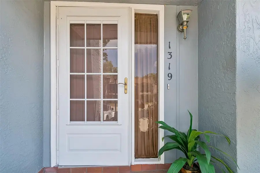 1319 Abbey Crescent Lane, Clearwater, FL 33759 - #3