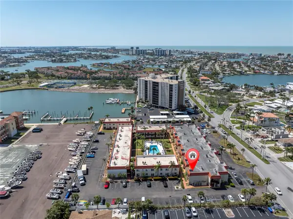 10365 Paradise Boulevard #4, TREASURE ISLAND, FL 33706