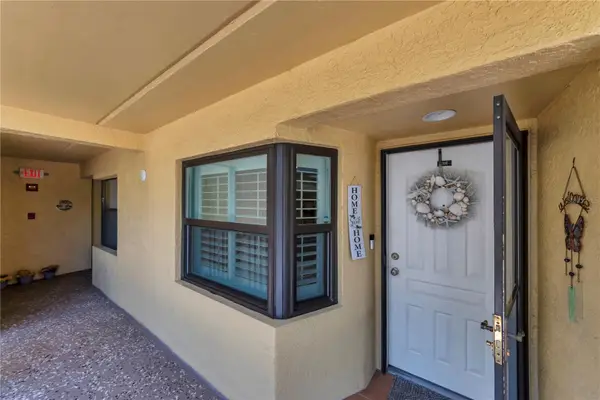 5849 Park St N #202, ST PETERSBURG, FL 33709