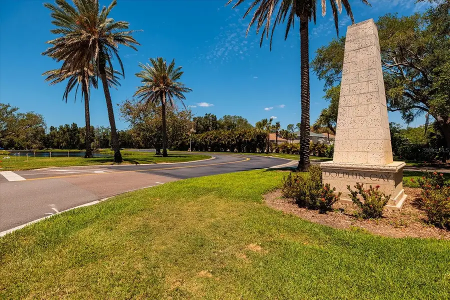 4801 Osprey Drive S #207, Saint Petersburg, FL 33711 - #3
