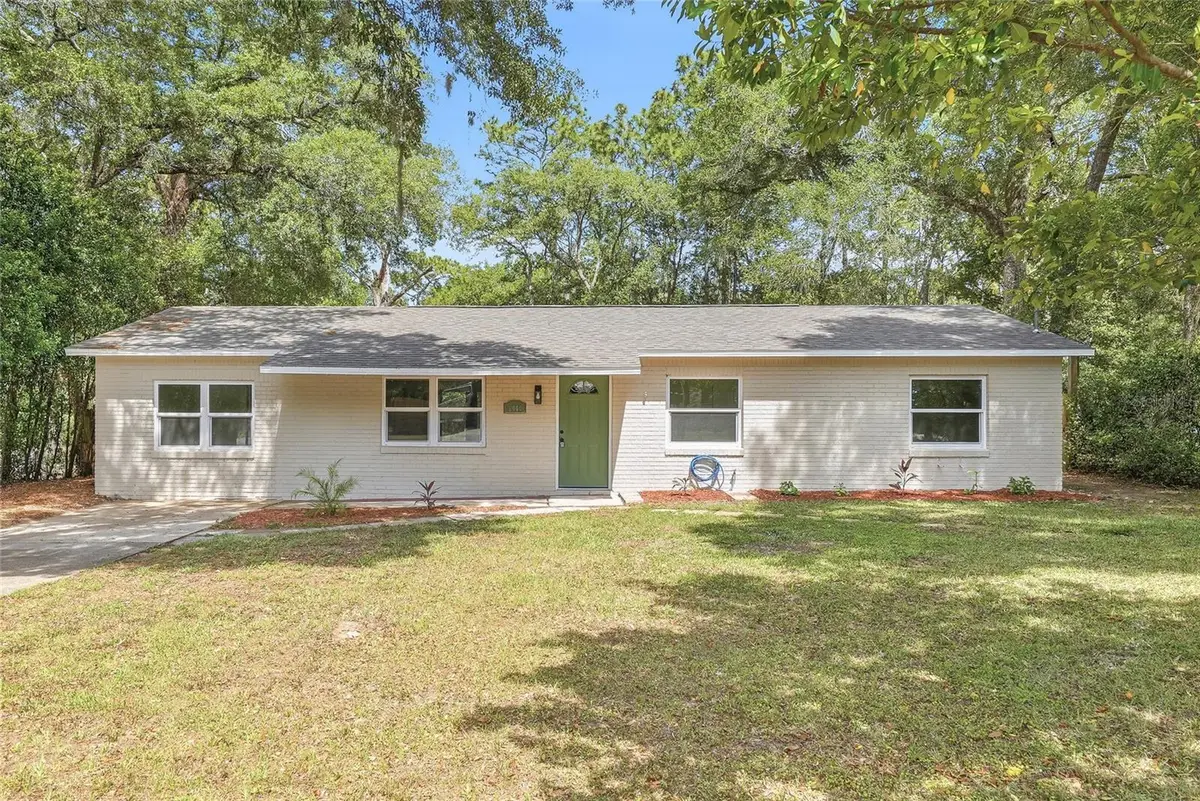 6040 Knollwood Dr, Ridge Manor, FL 33523 - #1