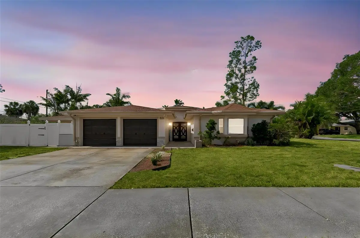 2790 Pinellas Point Drive S, Saint Petersburg, FL 33712 - #1