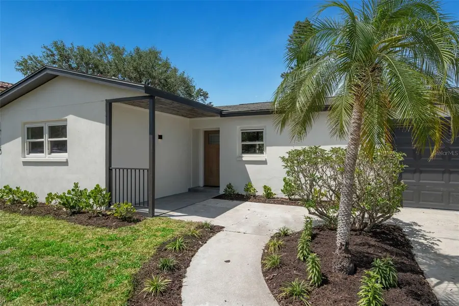 1715 Delaware Avenue Ne, Saint Petersburg, FL 33703 - #2