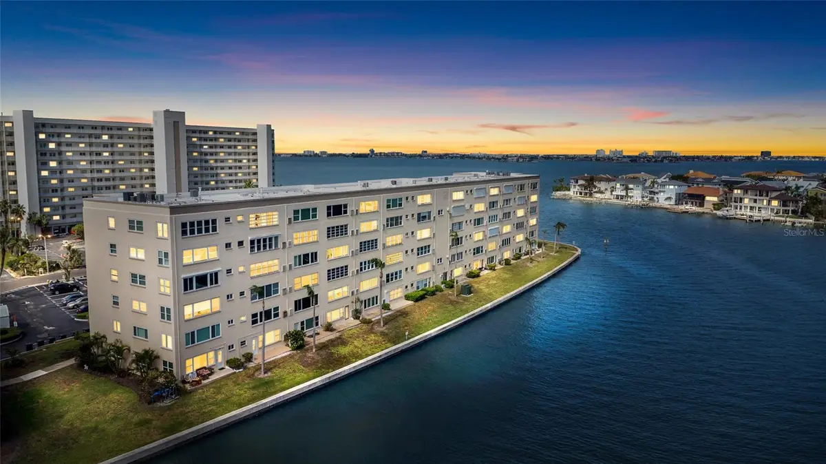 6075 Shore Boulevard S #215, Gulfport, FL 33707 - #1