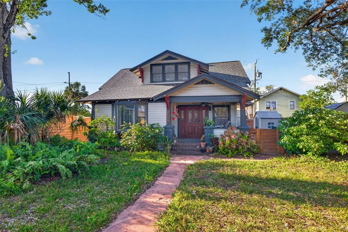 2419 Dartmouth Avenue N, Saint Petersburg, FL 33713 - #1