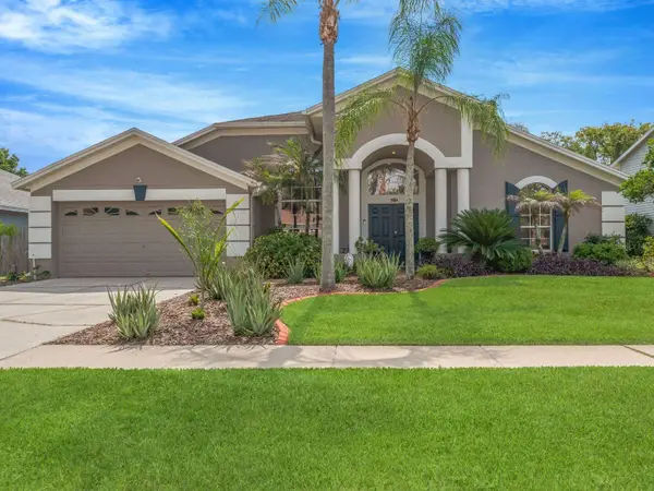 1804 River Crossing Drive, VALRICO, FL 33596