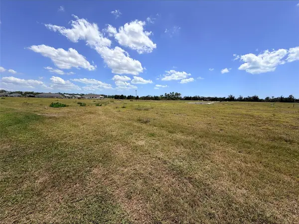 254 Holly Bank Avenue, NOKOMIS, FL 34275