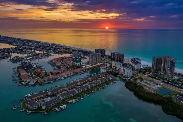 118 Marina Del Rey Court, CLEARWATER BEACH, FL 33767