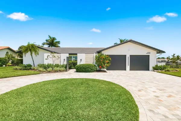 2000 Kansas Avenue Ne, ST PETERSBURG, FL 33703